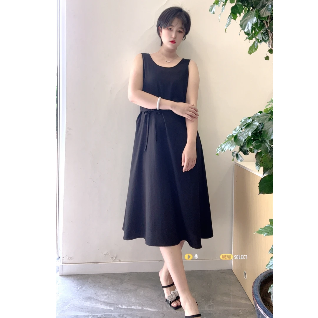 女士连衣裙韩单裙子收腰显瘦款小黑裙