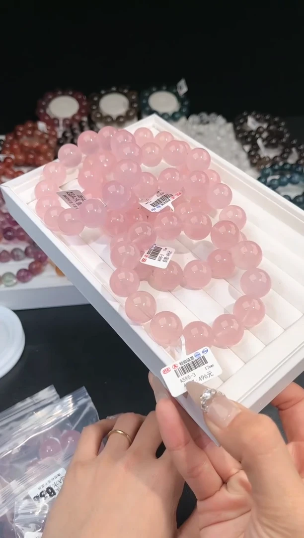 【闪购商品】水晶手链未镶嵌多样性发一粉晶17mm