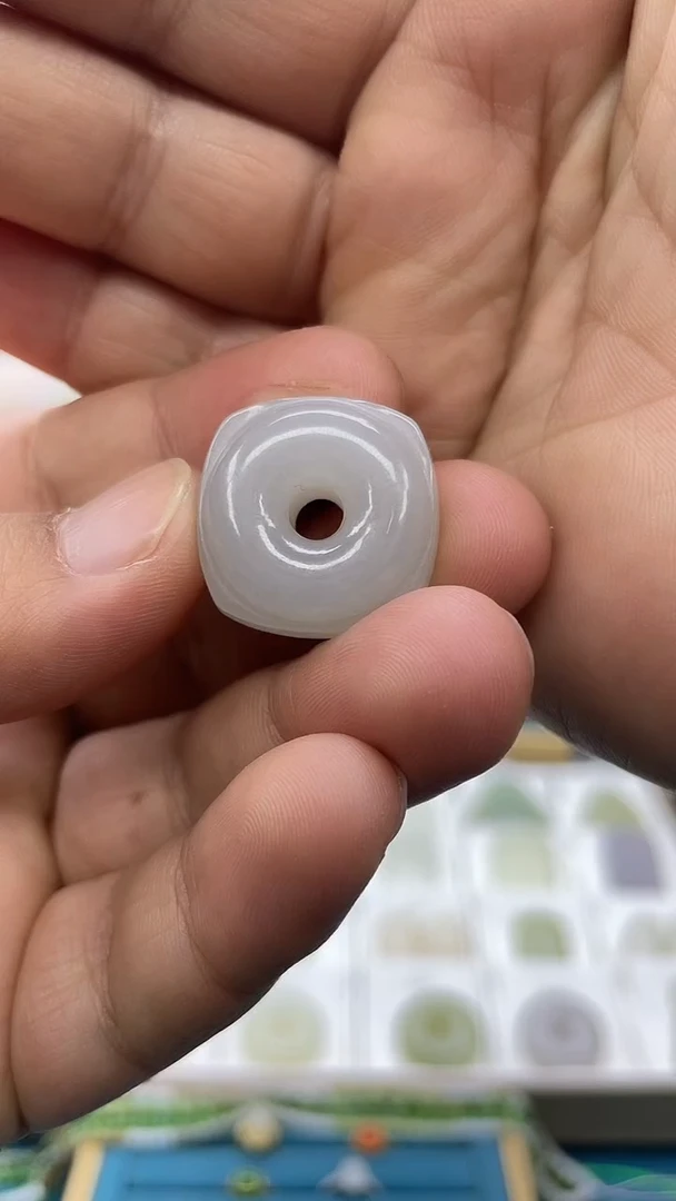 吊坠(不含链)未镶嵌和田玉约卡22mm天圆地方平安扣