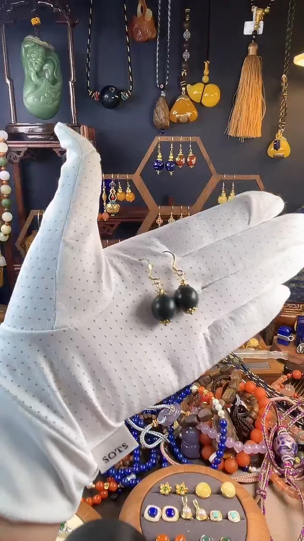 珐琅设计绿檀耳坠