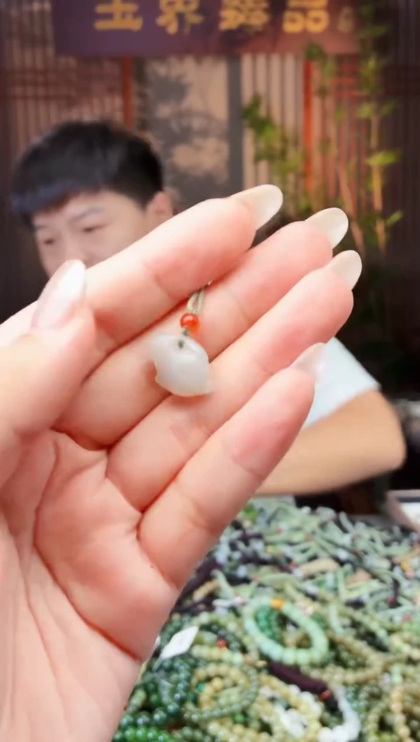 颈饰未镶嵌和田玉多样性发货拍一发一