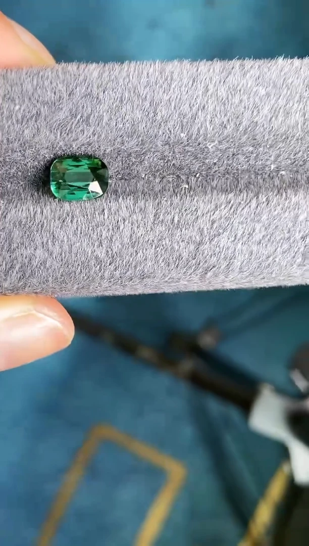 【闪购商品】定制碧玺定制未镶嵌拉贡天然吉尔德2.24克拉阿富汗