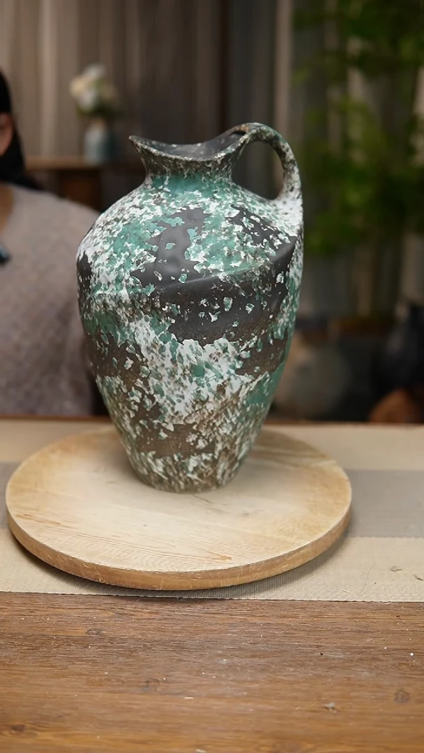 【闪购商品】陶瓷   花器涂鸦绿奶壶