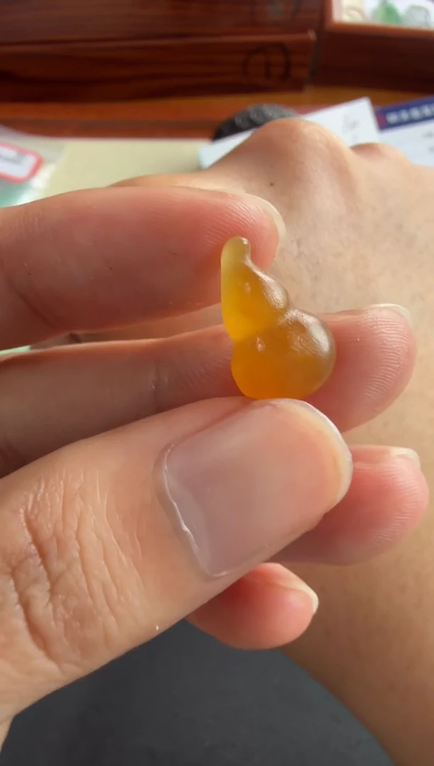 未镶嵌定制翡翠葫芦