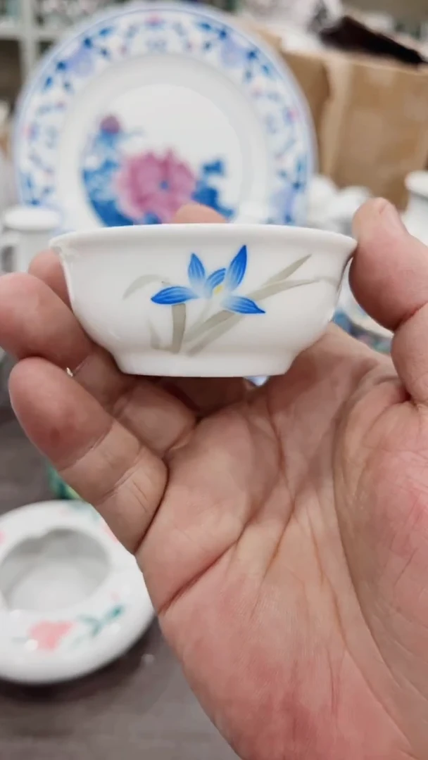 微瑕湖南醴陵釉下五彩陶瓷