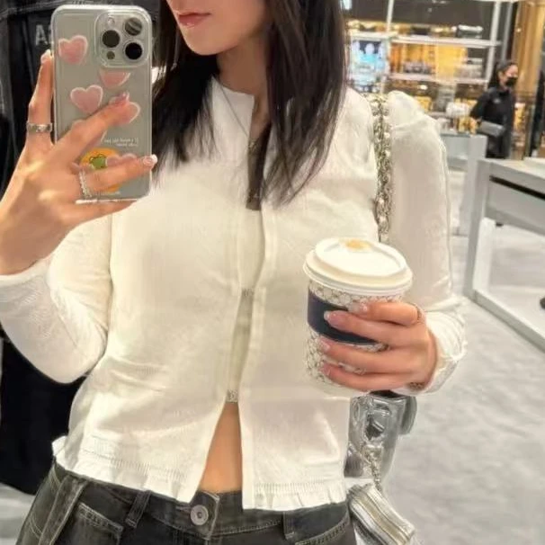 99新 Chanel/香奈儿 34码24P白色木耳边菱格纹暗纹钻扣针织开衫