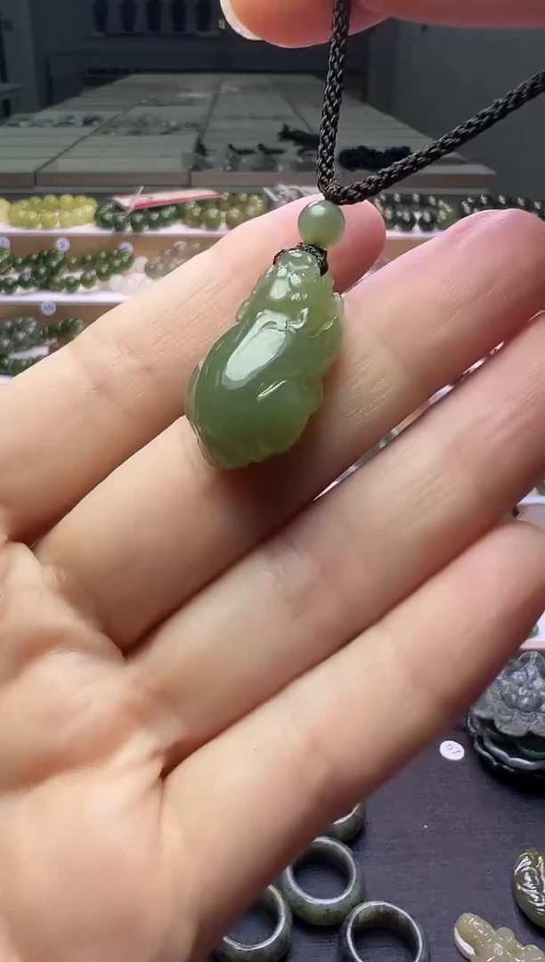 颈饰未镶嵌和田玉250号链接