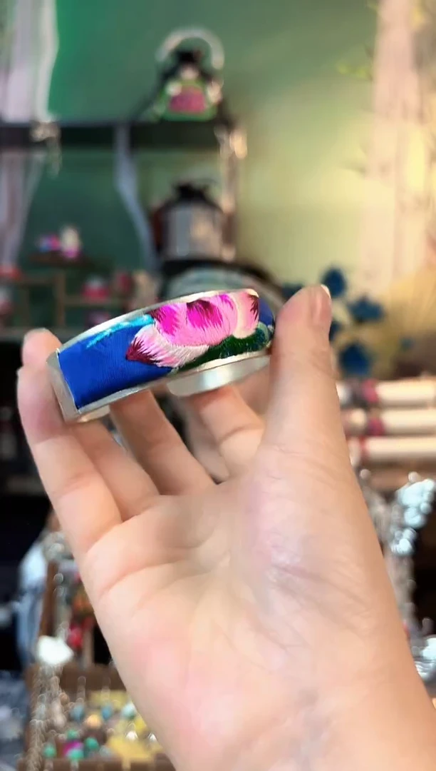 织绣彩云南阁非遗老绣594