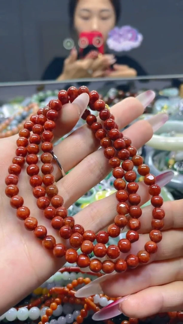 颈饰未镶嵌翡翠6MM/R/翡翠A货，一件也是批发价