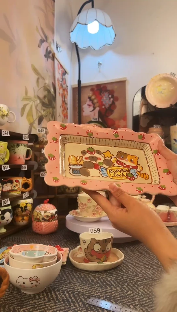 景德镇设计款手工手绘杯杯