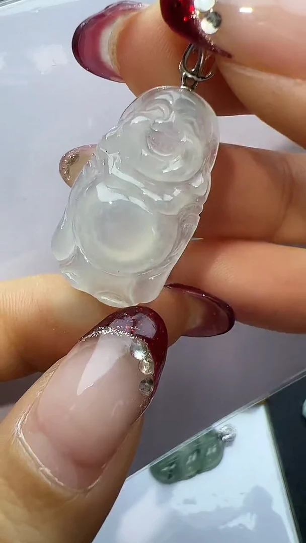 【闪购商品】翡翠颈饰18K金镶嵌站佛