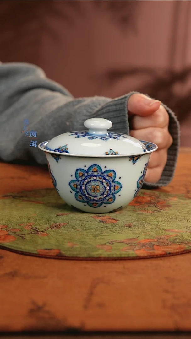 【闪购商品】柴窑斗彩玗琪轩宝相