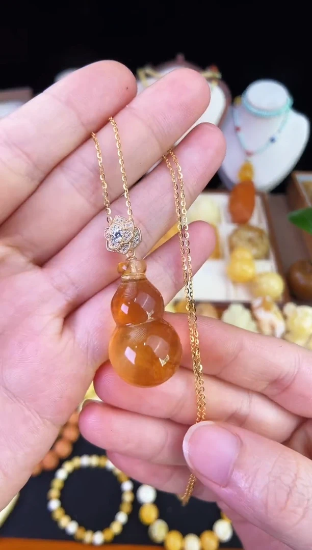 琥珀未镶嵌珠宝奇石柒月