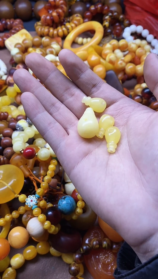 木龙***…特色手工艺品多样性发货