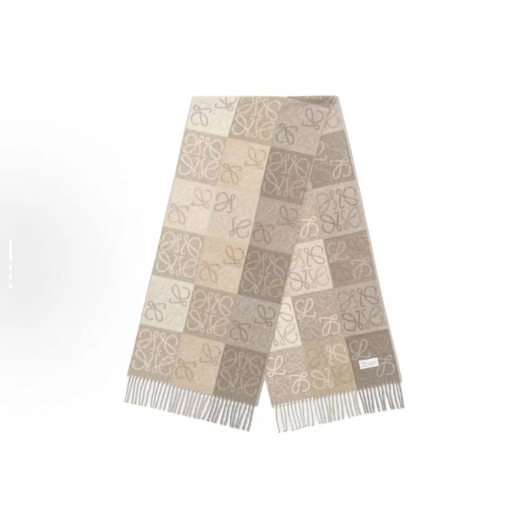 未使用 LOEWE/罗意威 安洁利田哥围巾/ WJ