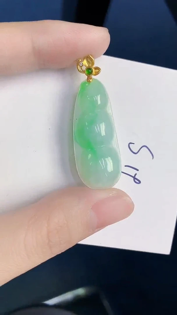 颈饰未镶嵌翡翠天然翡翠缅甸A货