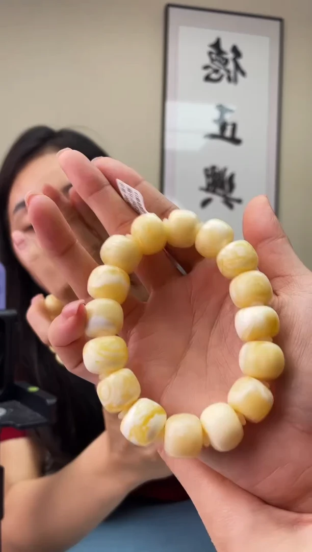 琥珀未镶嵌珠宝奇石T037 15假一罚十，多样性发一件