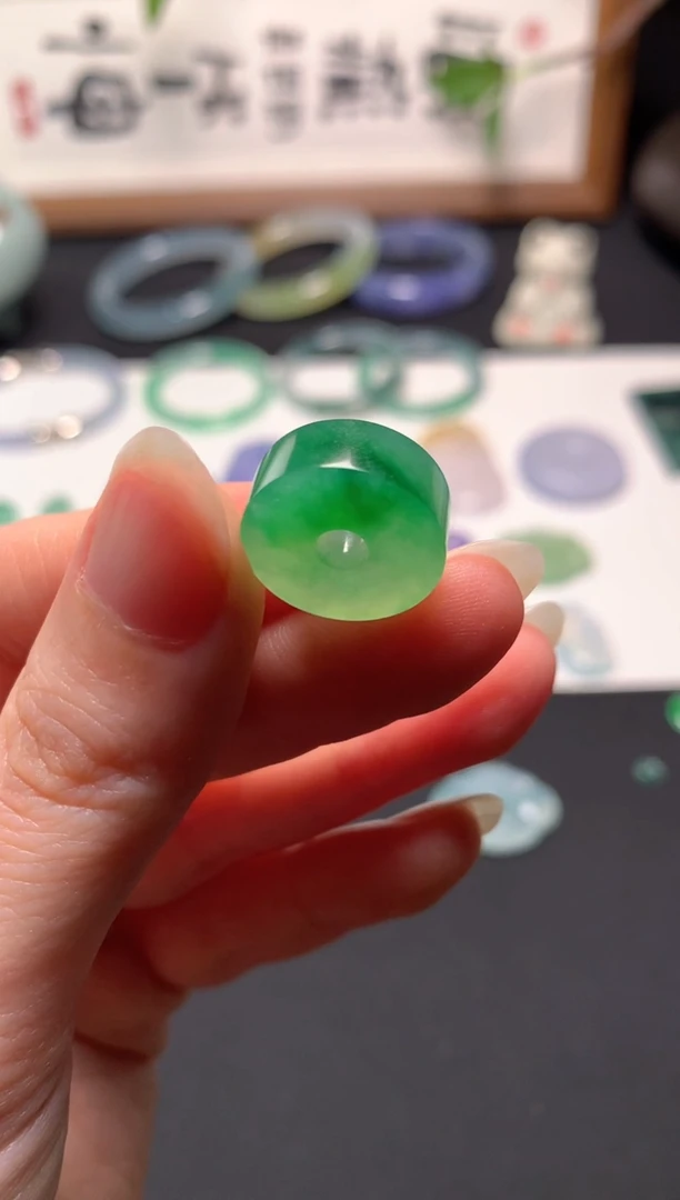 未镶嵌定制翡翠16.3*6.3