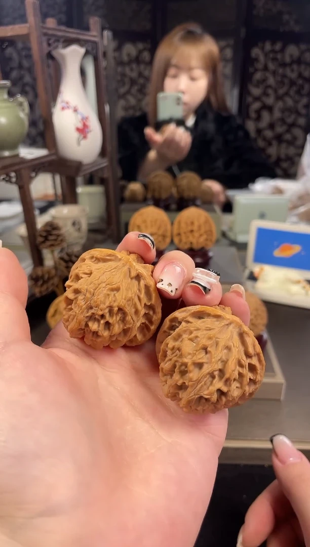 【闪购商品】文玩核桃把件苹果园42尺-10