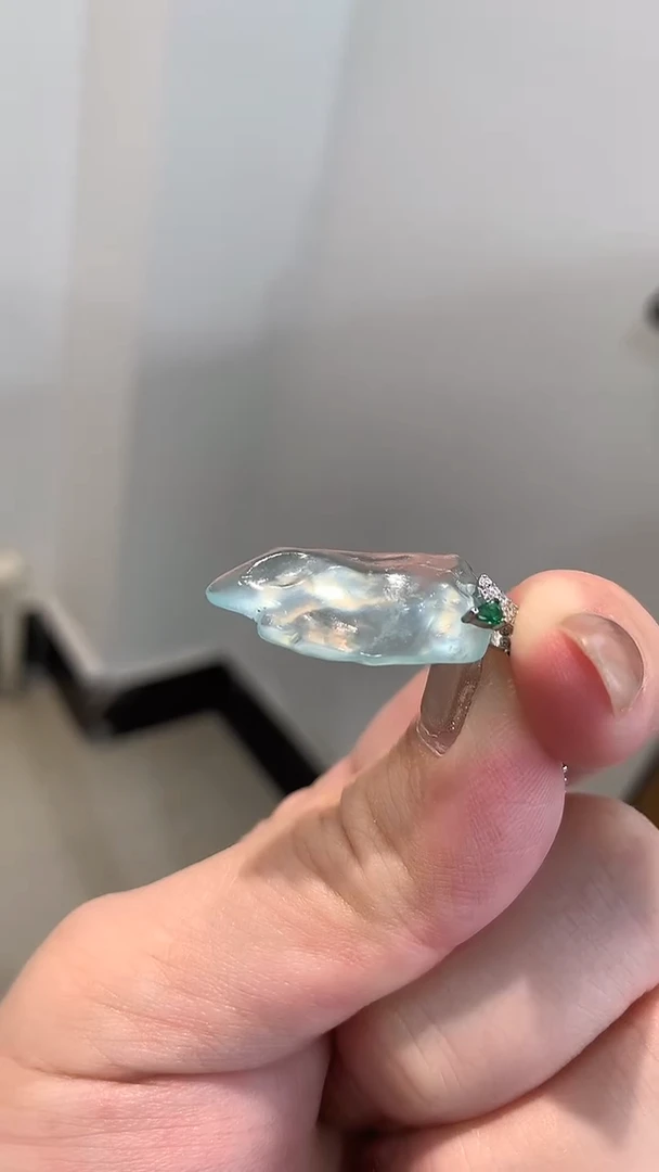 未镶嵌蛇纹石玉吊坠(不含链)吊坠