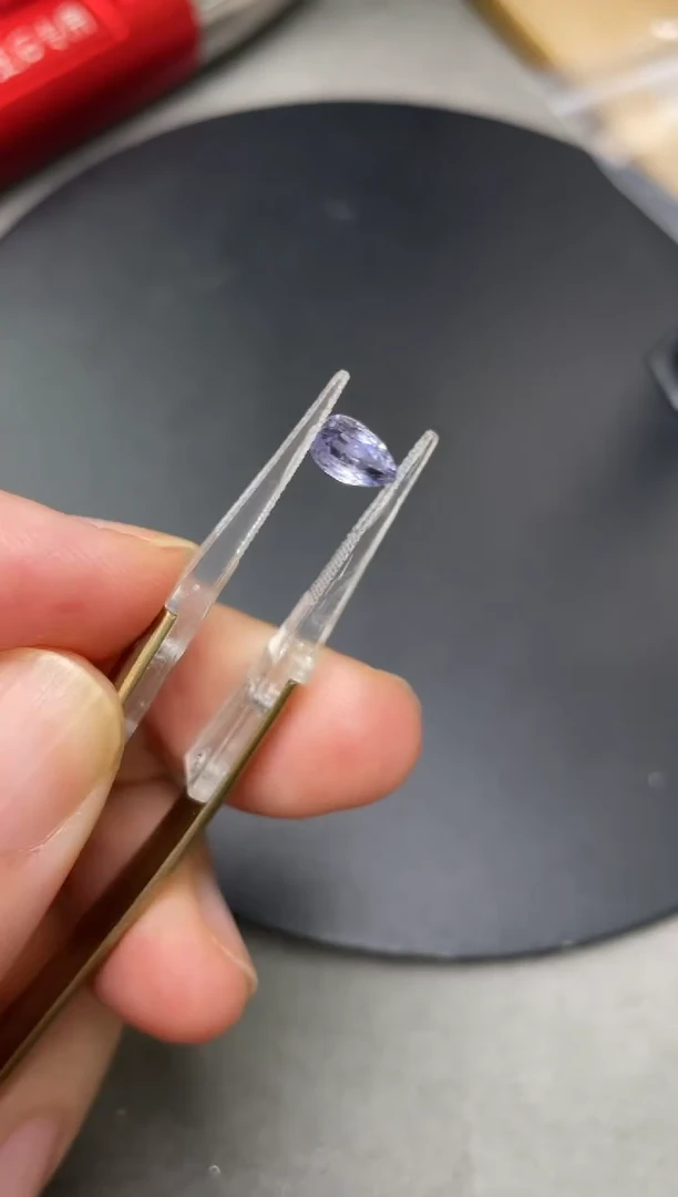 裸石尖晶石1.04克拉越南