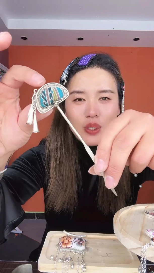 【闪购商品】织绣非遗手工刺绣发簪