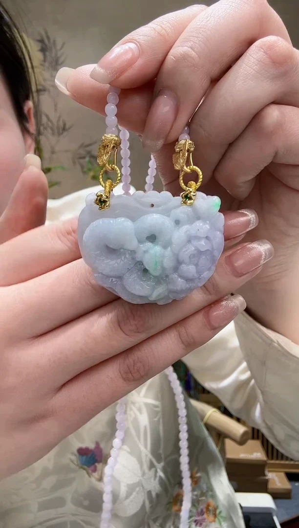 【闪购商品】翡翠颈饰未镶嵌吊坠