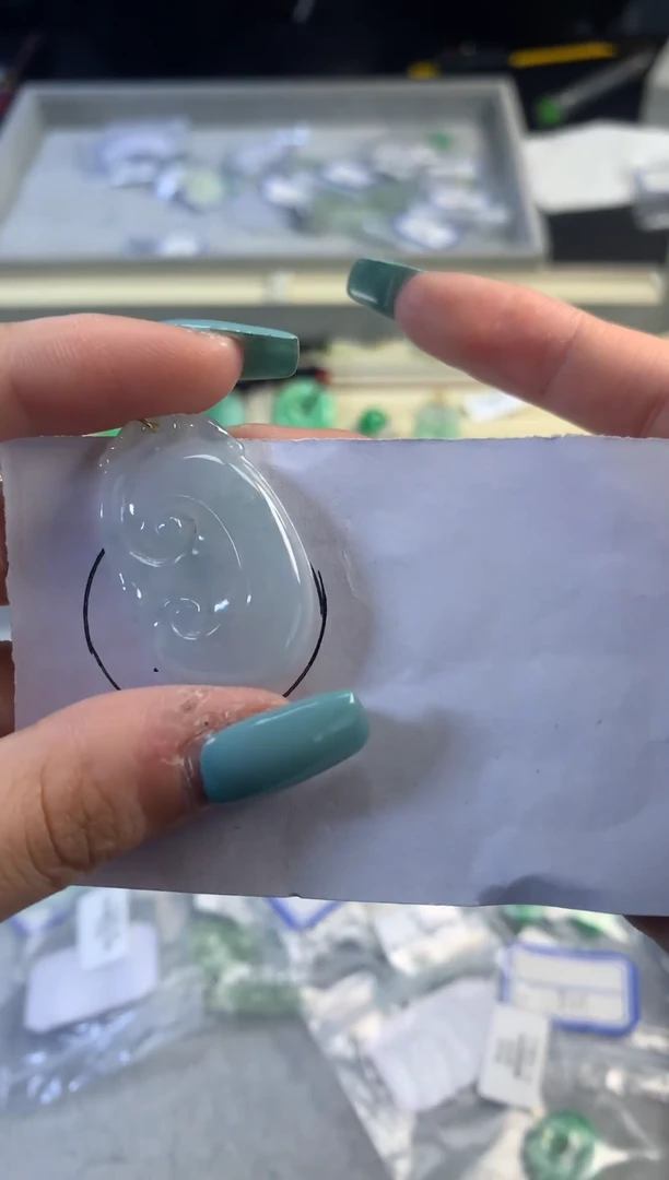 18K金镶嵌挂件翡翠天然A货缅甸翡翠,一物一证（含链子）