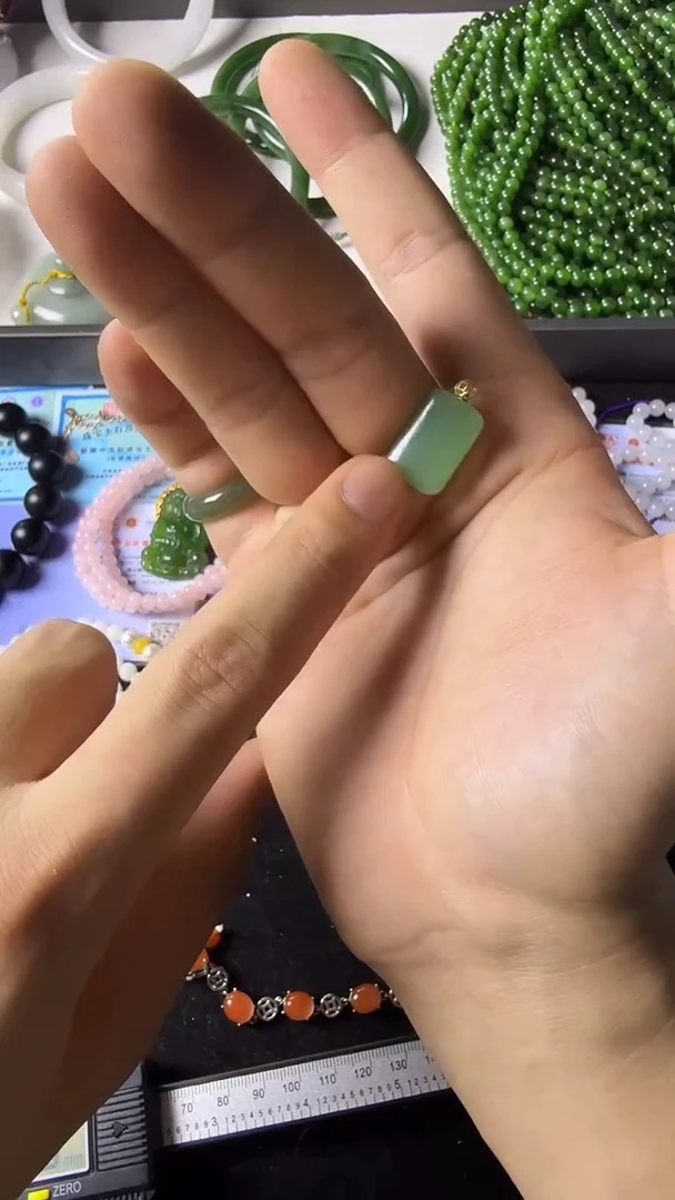 颈饰未镶嵌和田玉多样性发货