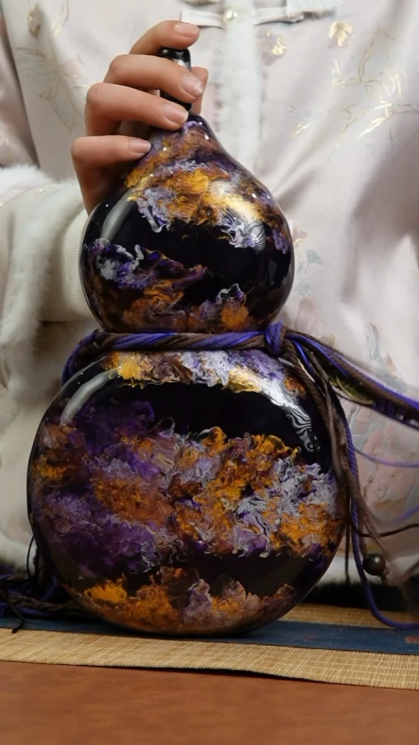 853号 天然热水酒葫芦 一物一拍（有瑕介意勿拍）