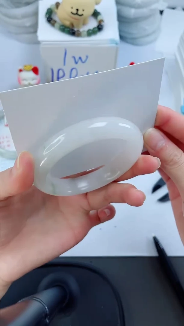 【闪购商品】石英质玉手镯未镶嵌694-56