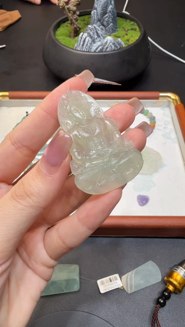 未镶嵌定制翡翠翡翠饰品-169 毛货 度母