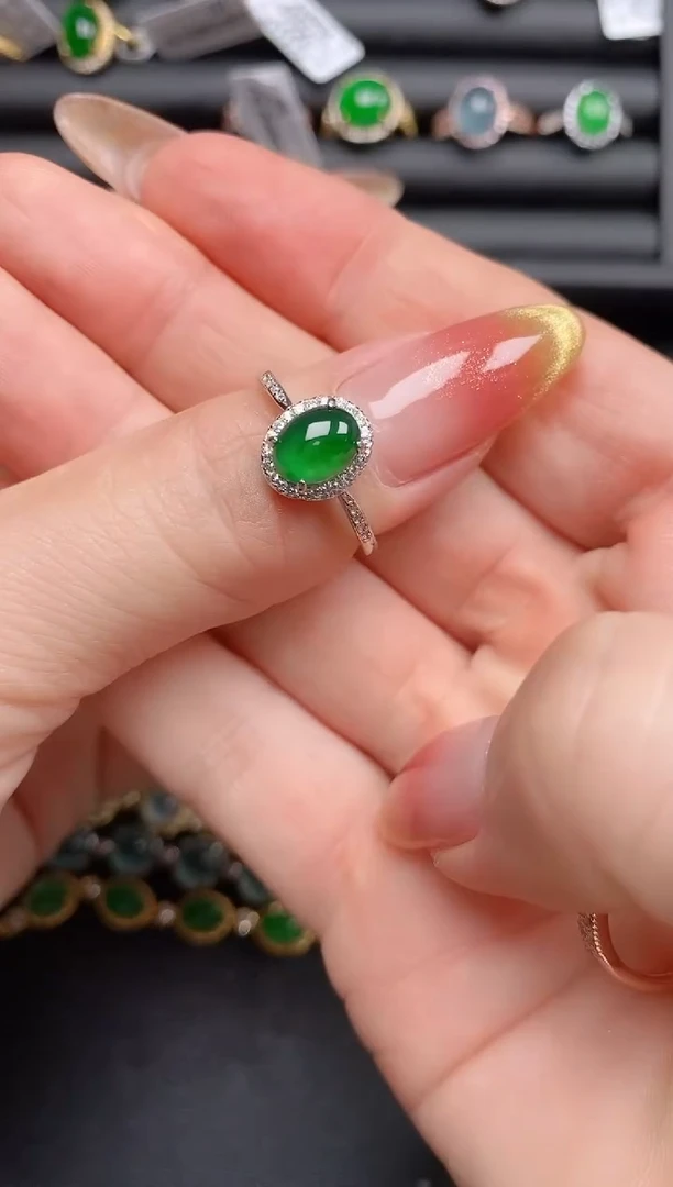 银S925镶嵌戒指翡翠1111