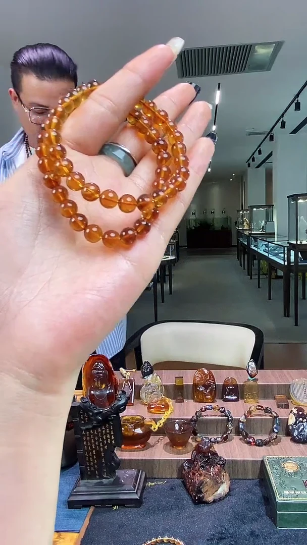 琥珀颈饰未镶嵌手串多样性发其一