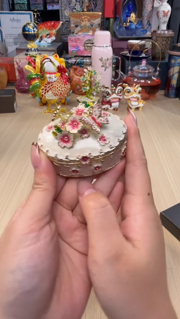 .118白色椭圆樱花盒