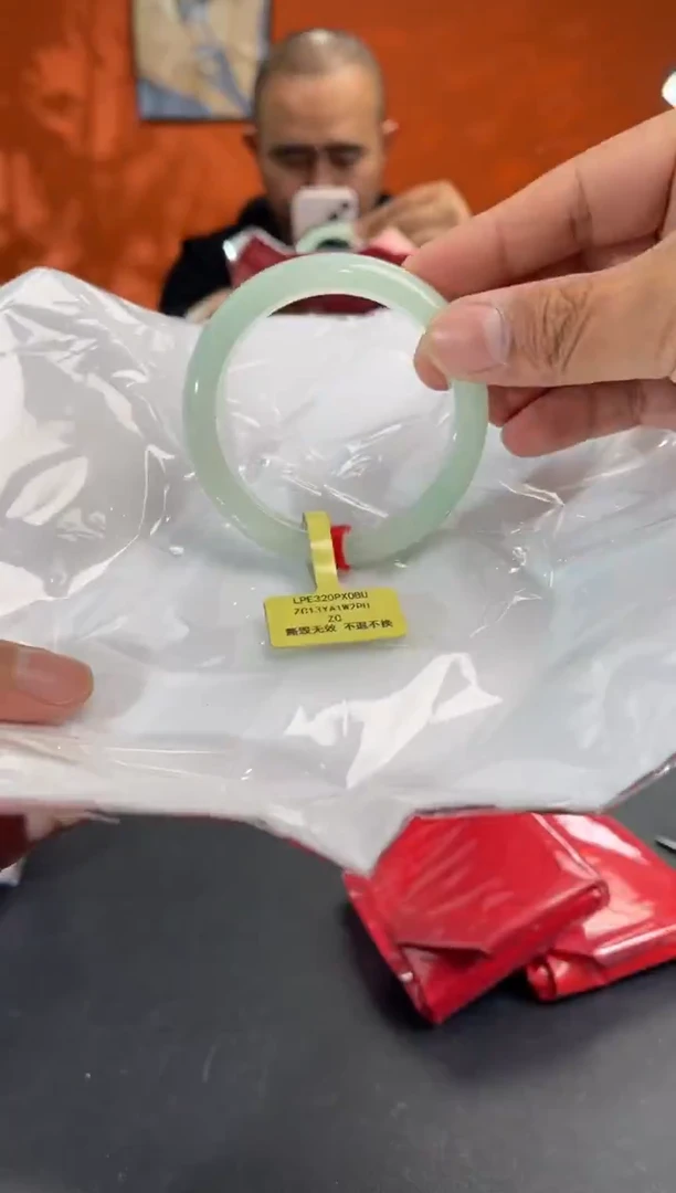 未镶嵌手镯翡翠6 56