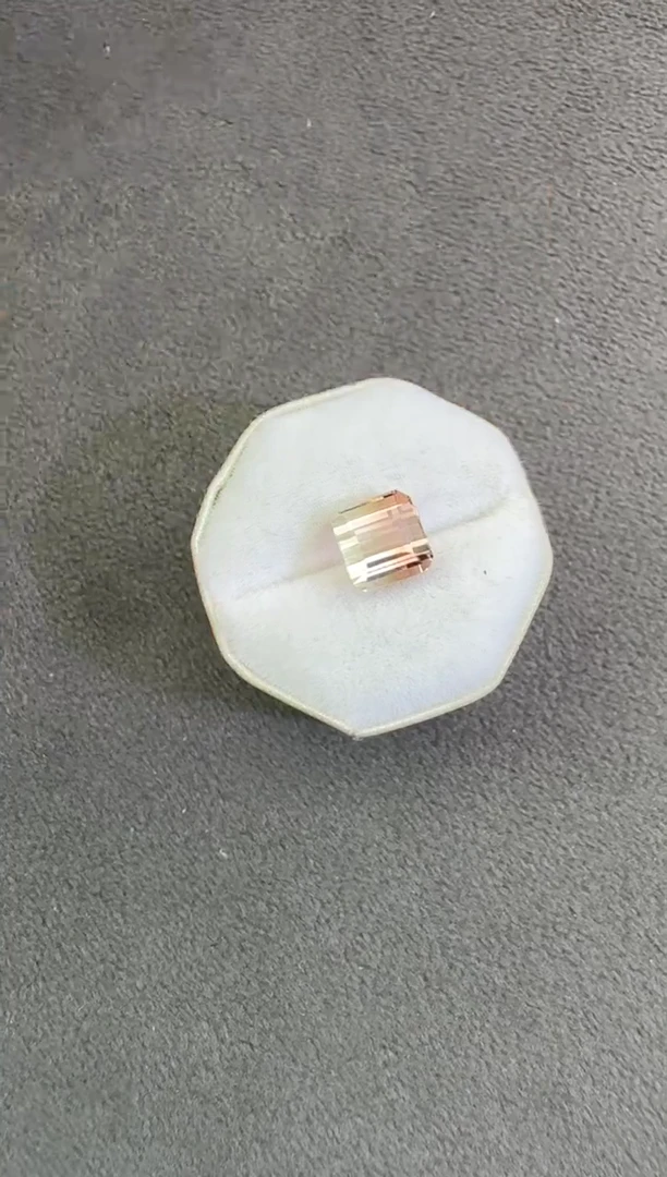 珠宝奇石未镶嵌碧玺1.6ct