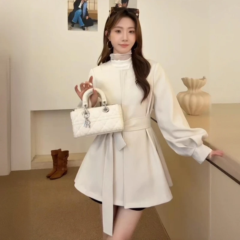 留学千金风时尚外套女2026春秋新款系带收腰花苞袖小个子风衣大衣