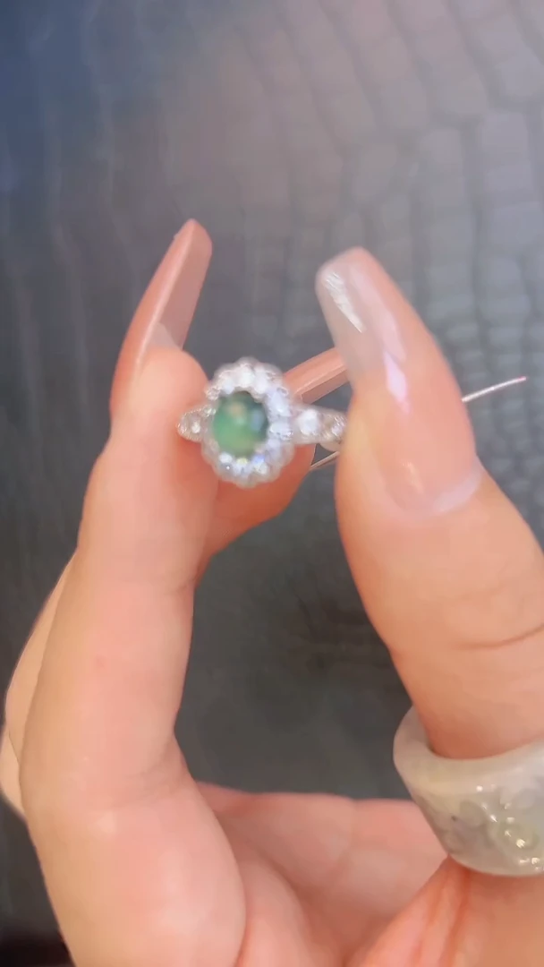 翡翠戒指未镶嵌翡翠椭圆包戒指