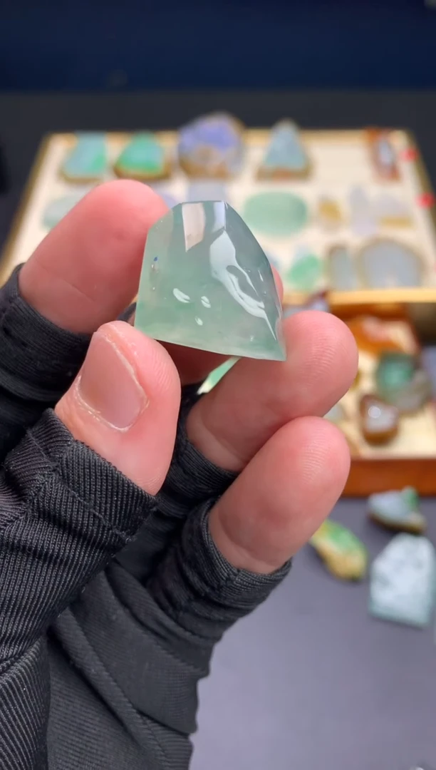 【闪购商品】定制翡翠未镶嵌          