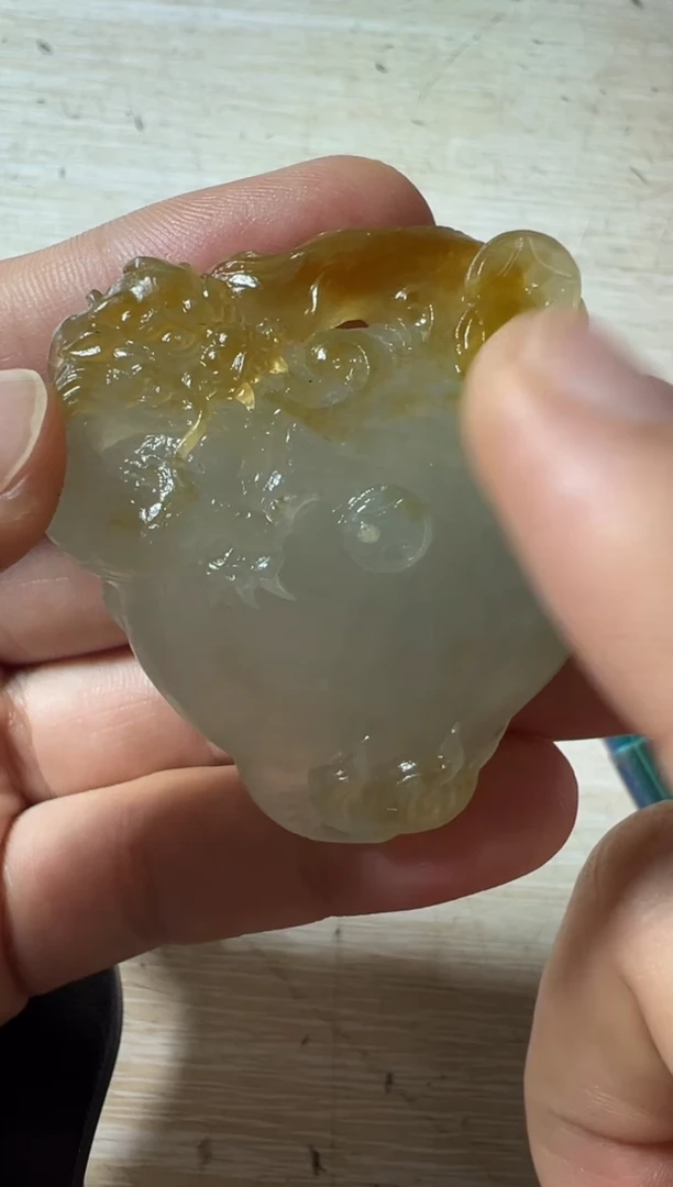 未镶嵌定制翡翠龙牌