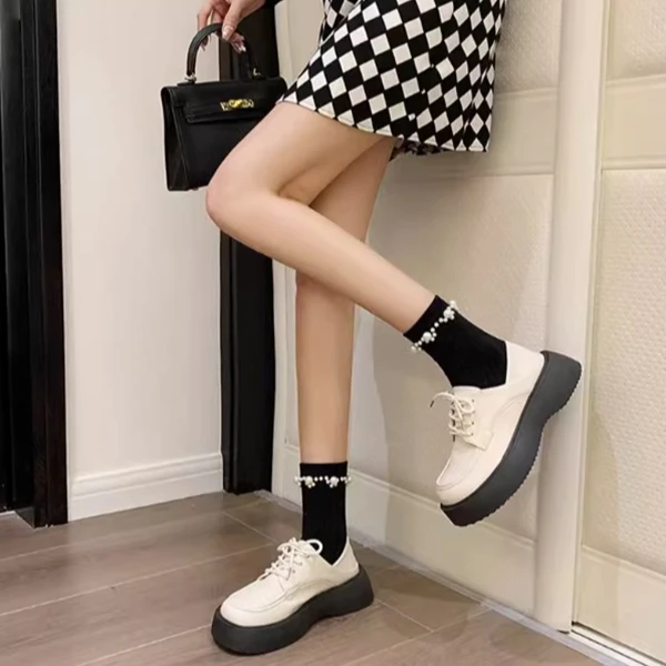 南在南方白色圆头小皮鞋女2025新款英伦风复古系带百搭jk厚底单鞋