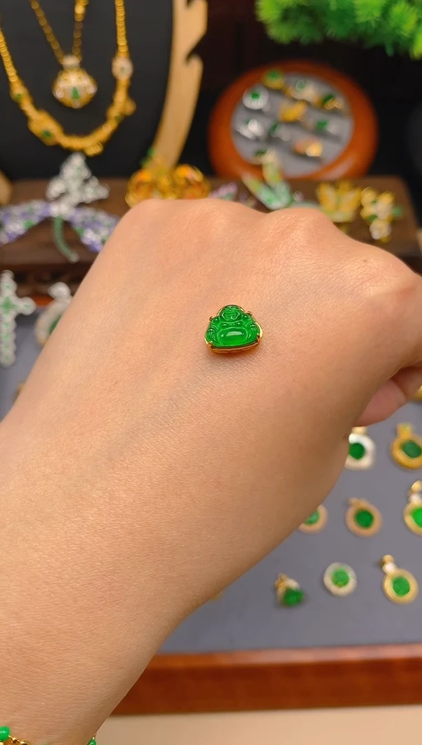 【闪购商品】翡翠吊坠(不含链)银S925镶嵌佛公潘多拉