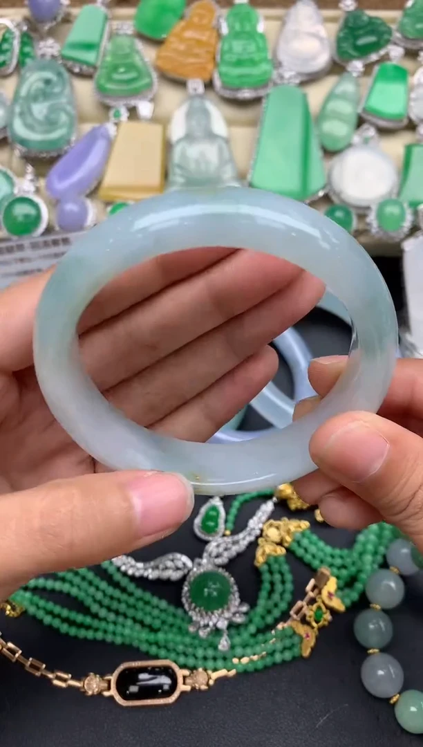 【闪购商品】翡翠手镯未镶嵌63-中国好珍宝