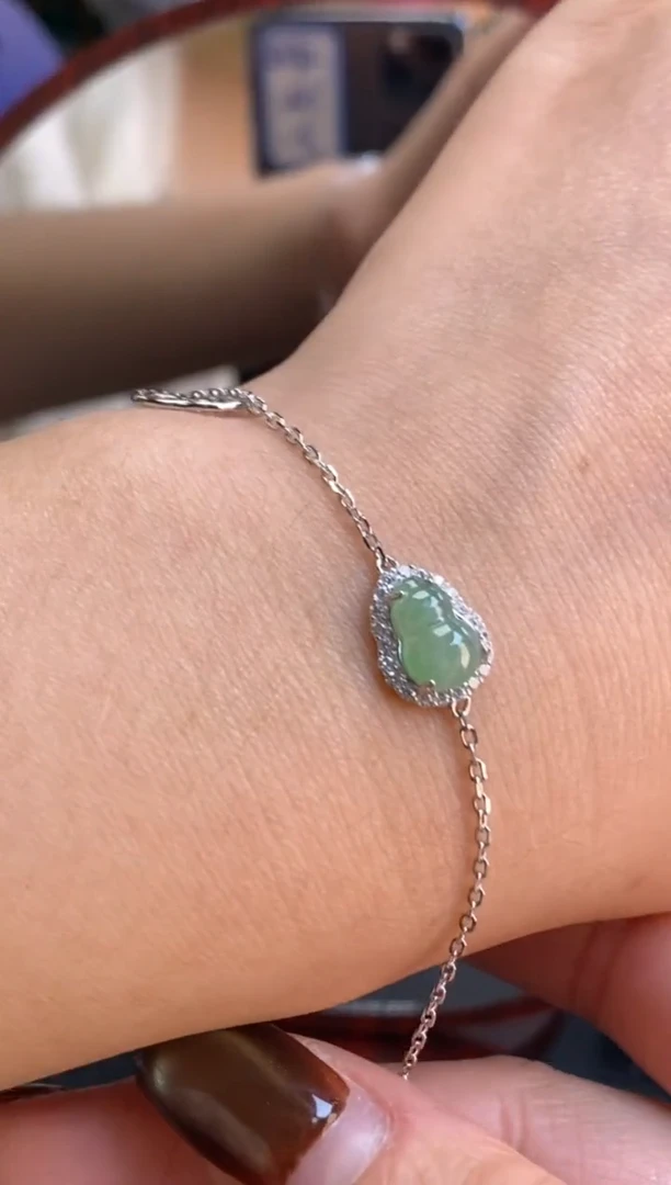 颈饰银S925镶嵌翡翠净货17065