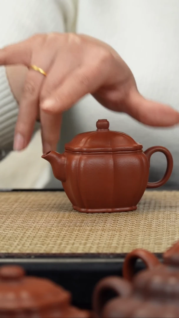 【闪购商品】紫砂茶壶生砂朱泥筋纹汉瓦