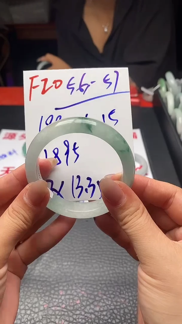 _***️F20闪购链接高品微瑕文玩截图为准