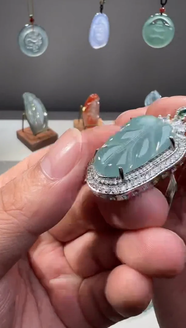 吊坠(不含链)未镶嵌翡翠叶子