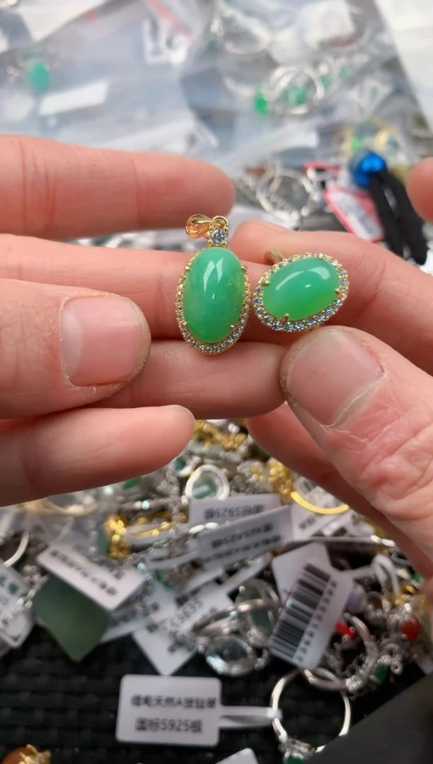 银S925镶嵌戒指翡翠2                     9