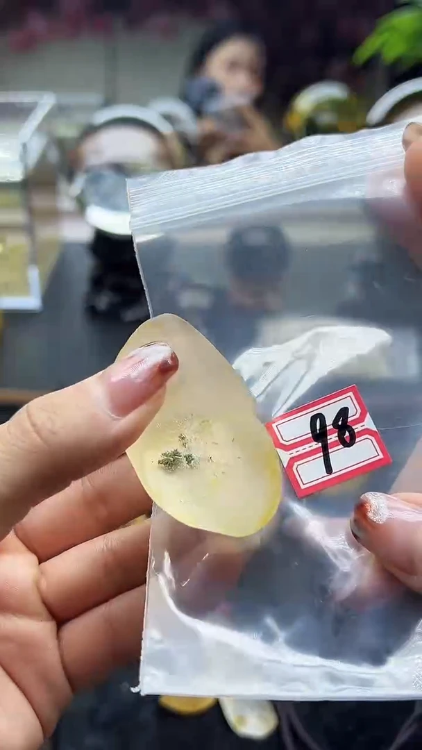 未镶嵌珠宝半成品水晶98